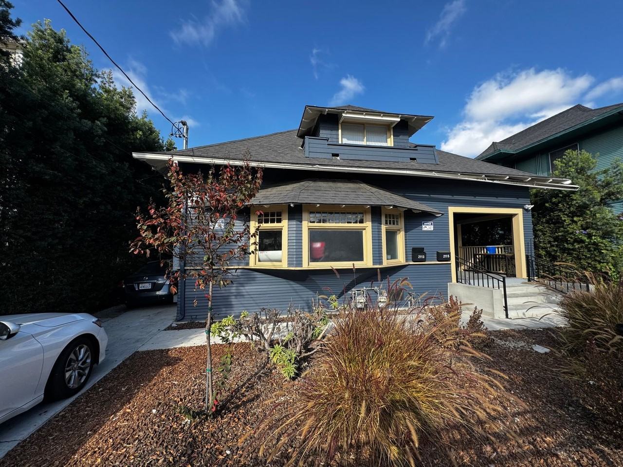 2113 S. Oak Street Apts