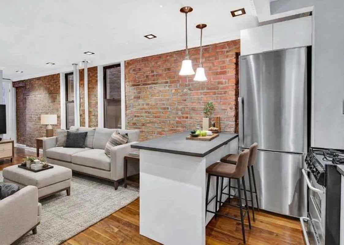 166 Mulberry St, New York, NY 10013, USA