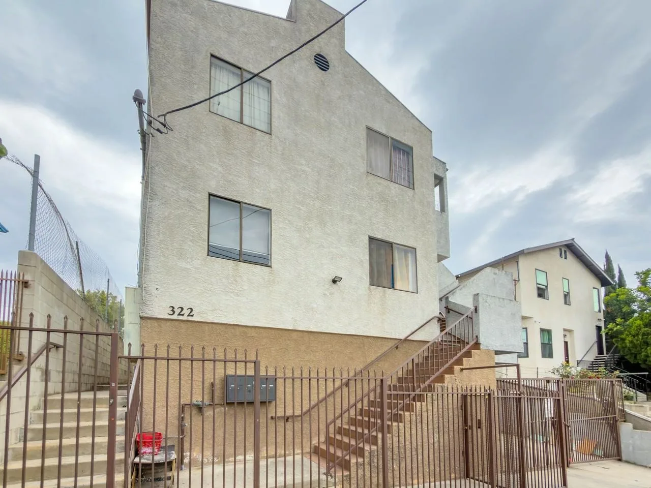 322 N Benton Way, Los Angeles, CA 90026, USA