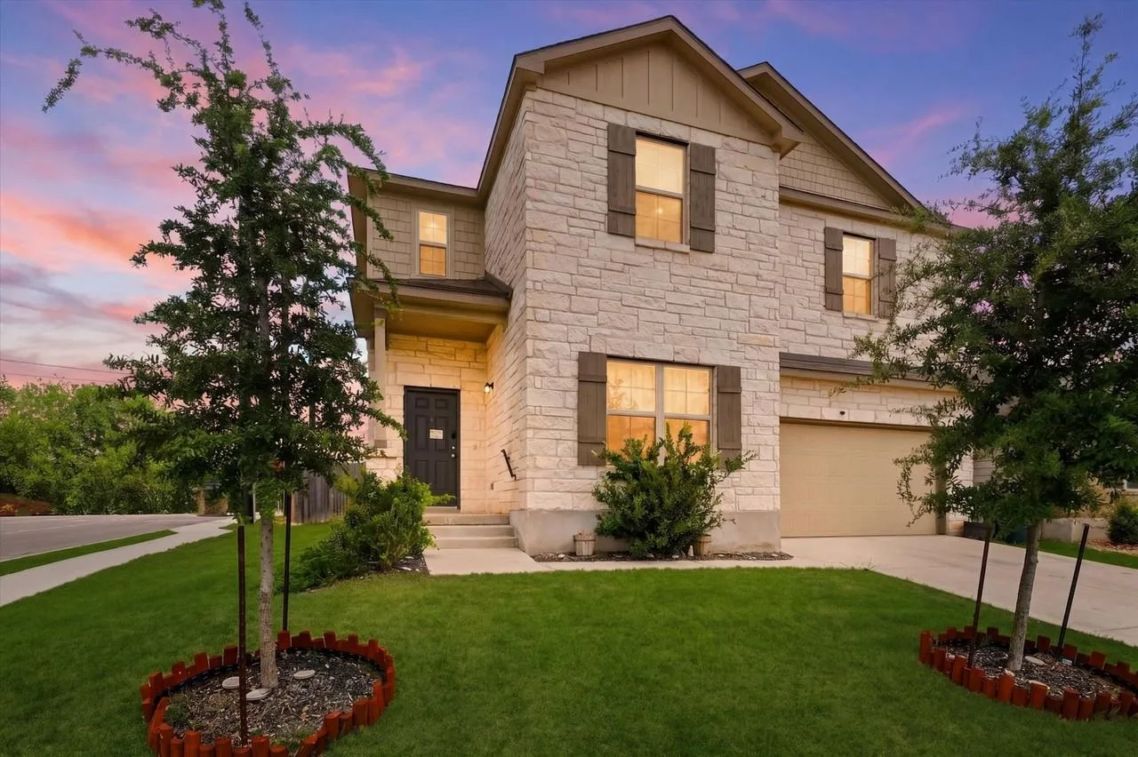 7102 Emerald Vly, San Antonio, TX 78242, USA