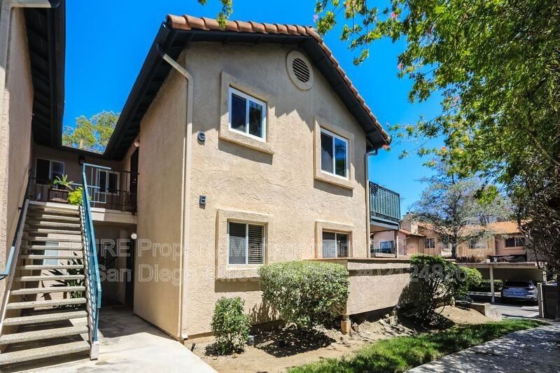11313 Avenida De Los Lobos, San Diego, CA 92127, USA