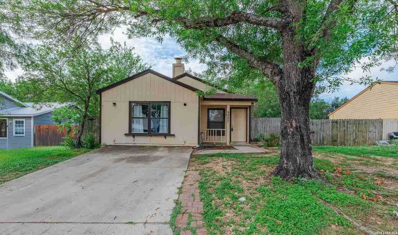 9227 Old Sky Hbr, San Antonio, TX 78242, USA