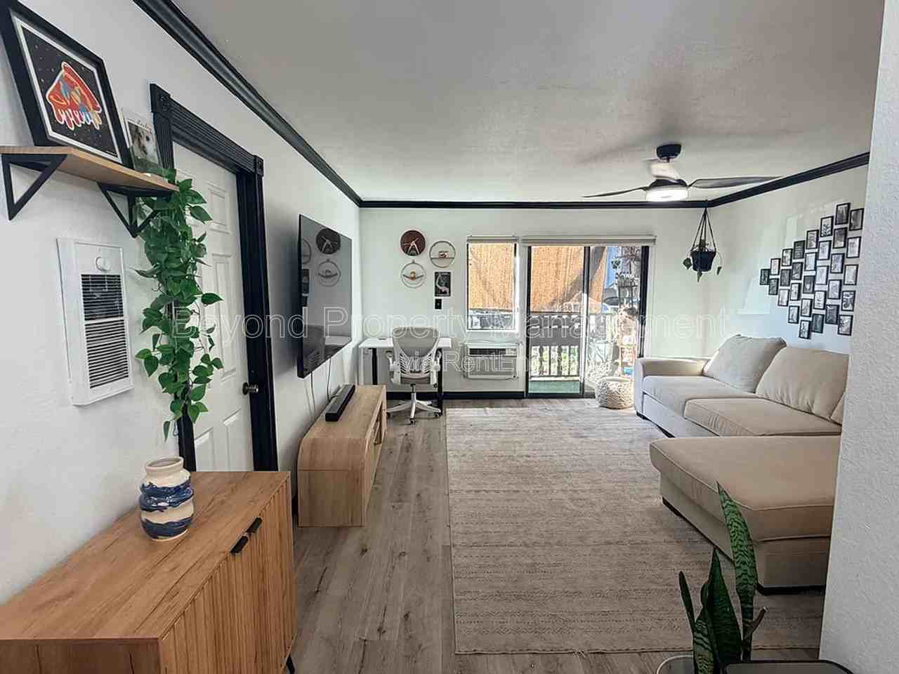 6924 Hyde Park Dr, San Diego, CA 92119, USA