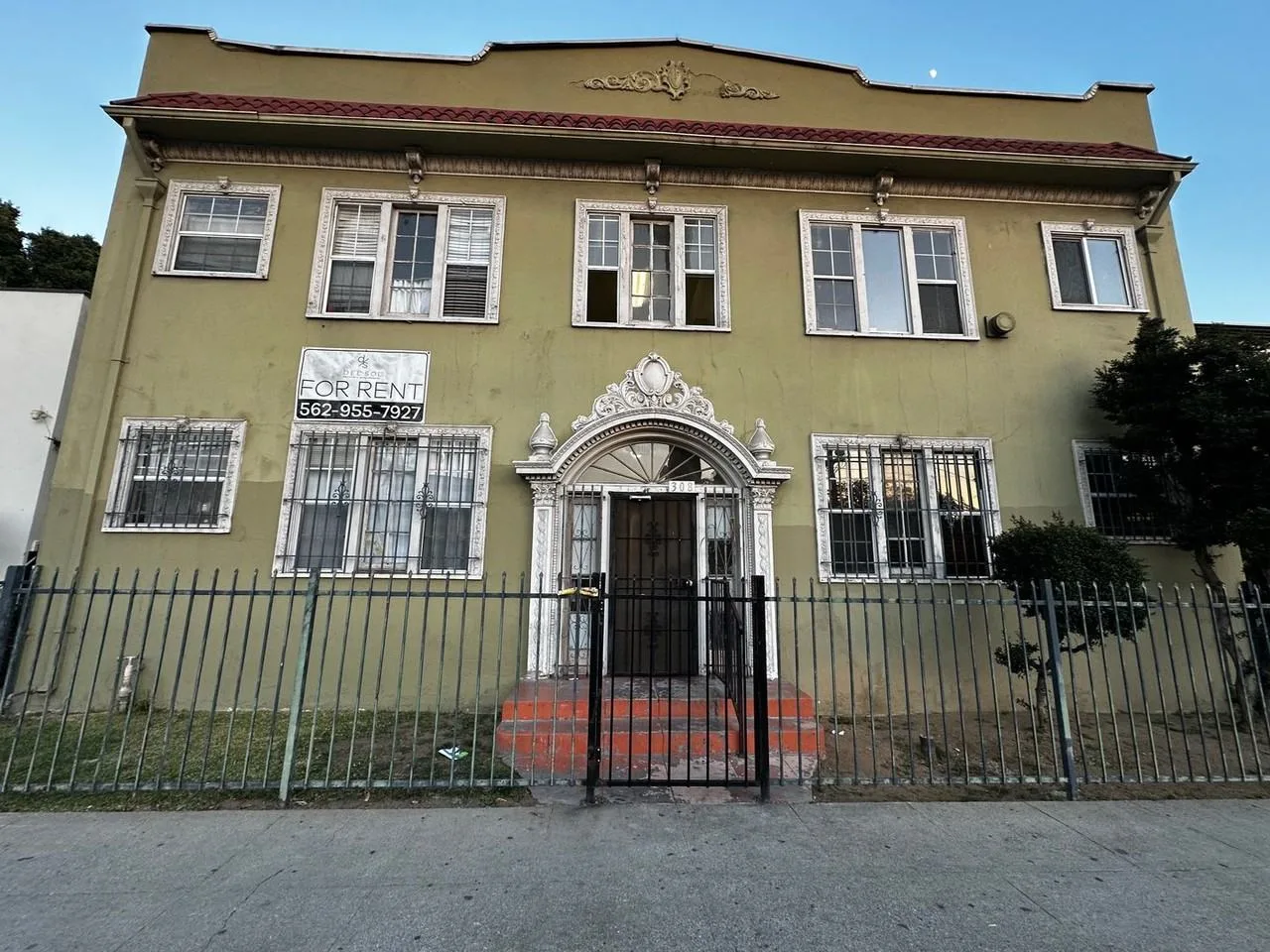 308 S BOYLE AVENUE #101-210