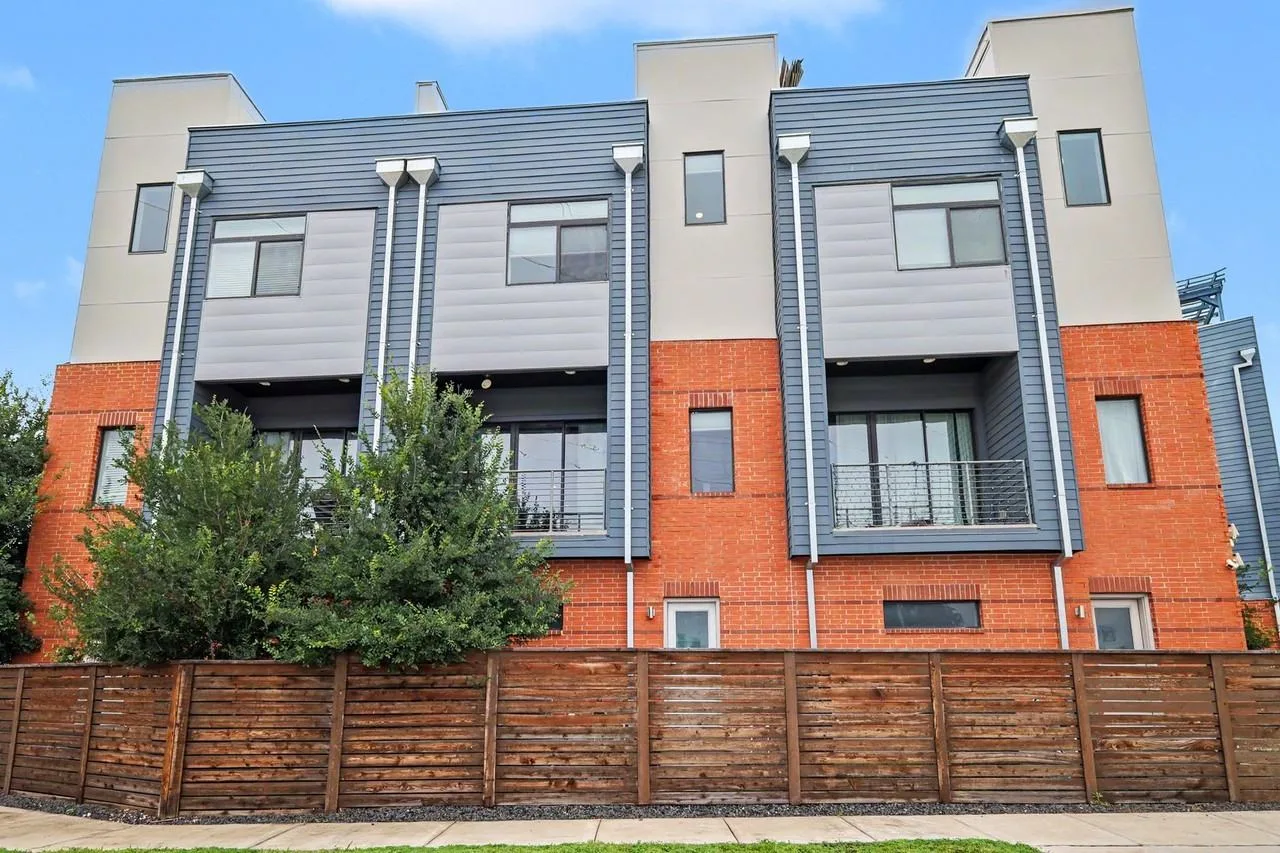 1606 N Hackberry, San Antonio, TX 78208, USA