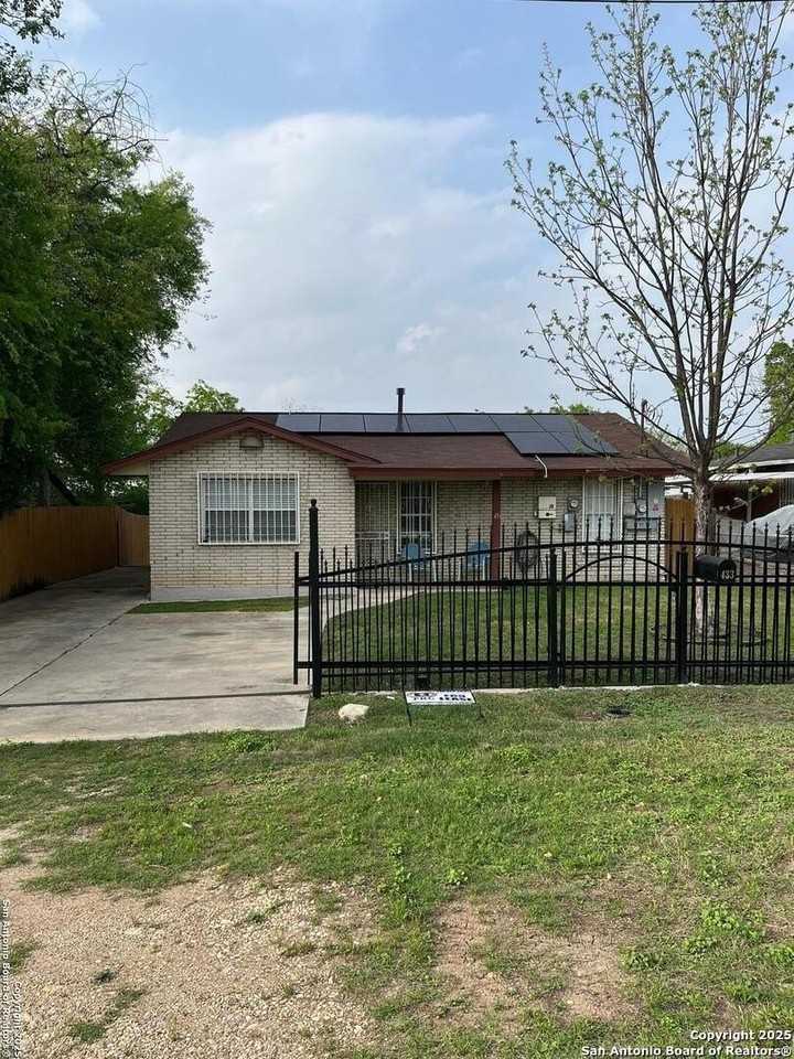 433 Dora St, San Antonio, TX 78212, USA