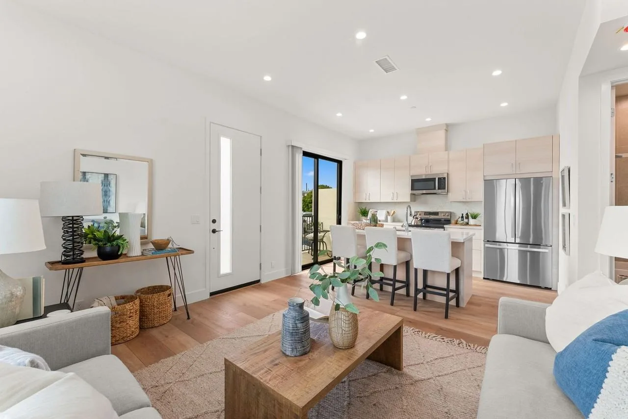 6942 Glidden St, San Diego, CA 92111, USA