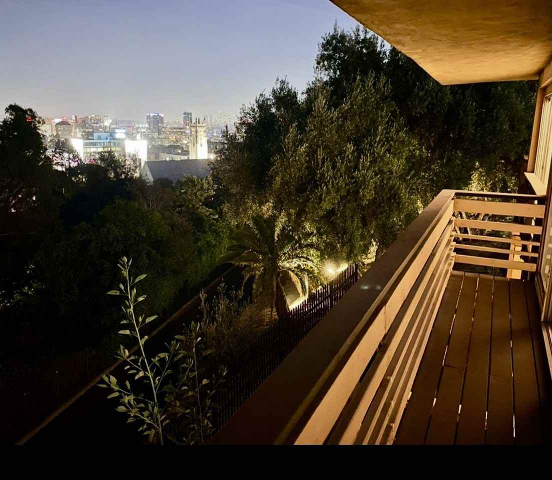 1999 N Sycamore Ave, Los Angeles, CA 90068, USA