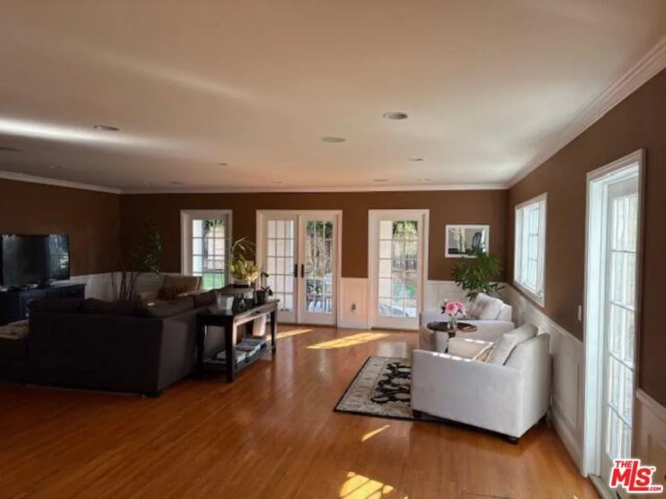 10328 Dunkirk Ave, Los Angeles, CA 90025, USA