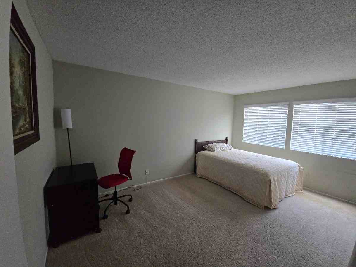 6420 Pat Ave, Los Angeles, CA 91307, USA
