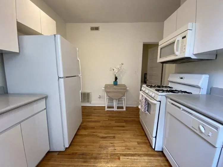 2834-2838 Orchard