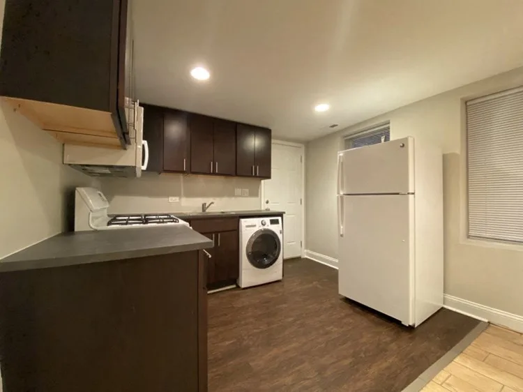 1620 N Marshfield