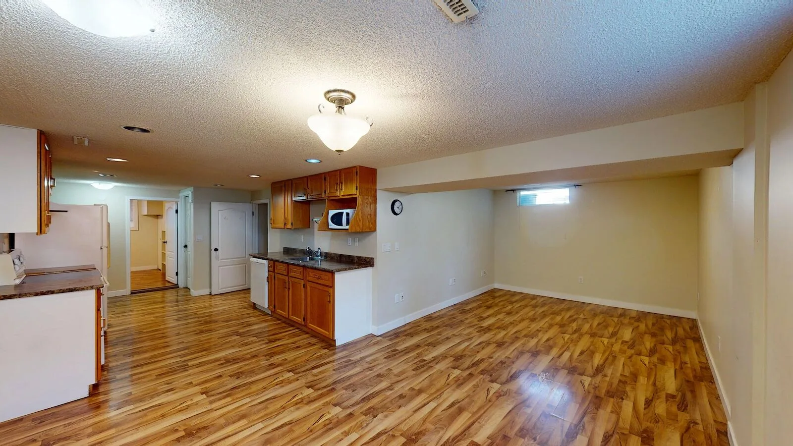 Bright & Private 1-Bedroom Legal Basement Suite in Great SE Location