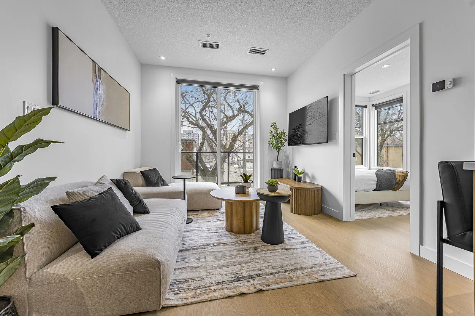 Brand New 1 & 2 Bedroom Suites at the LESTON