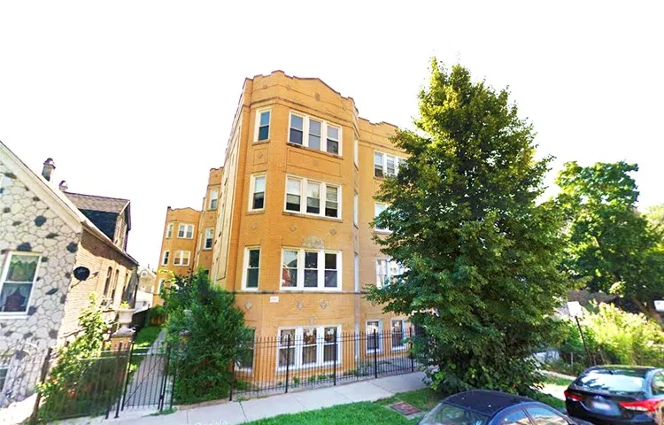 911 N. Francisco Ave.