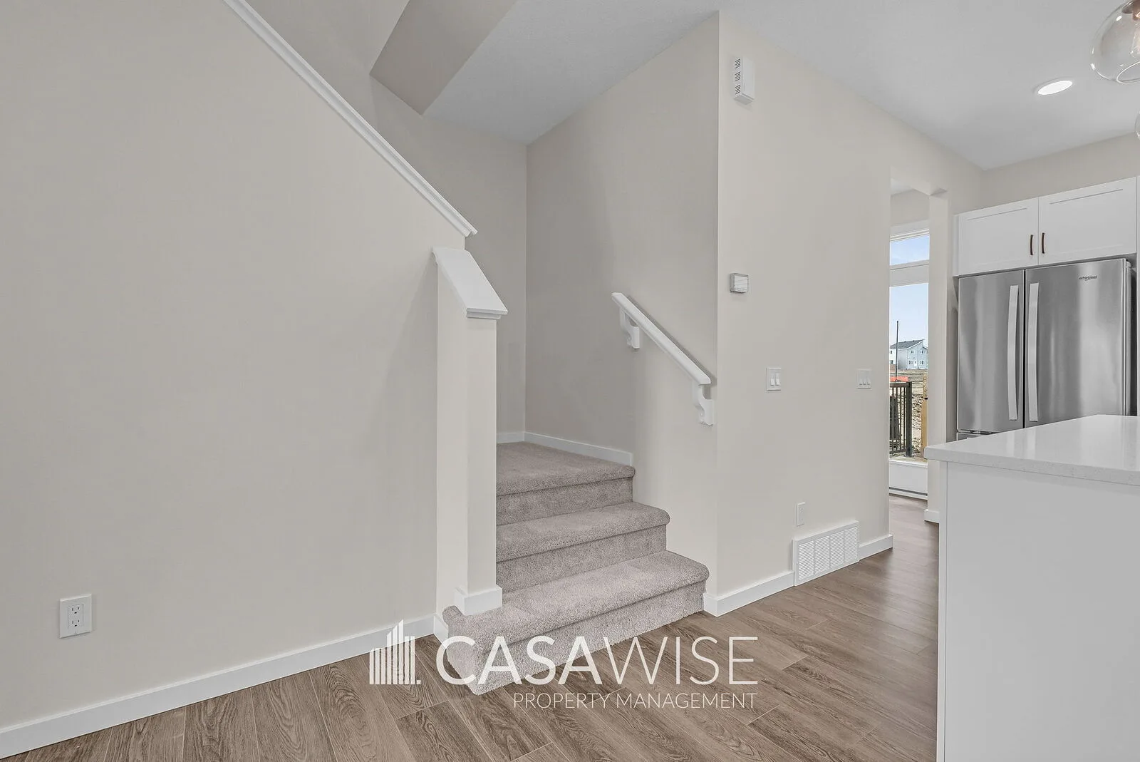 CONTEMPORARY 3-Bed/2.5-Bath Main Floor Unit With a DBL Garage in The Uplands!