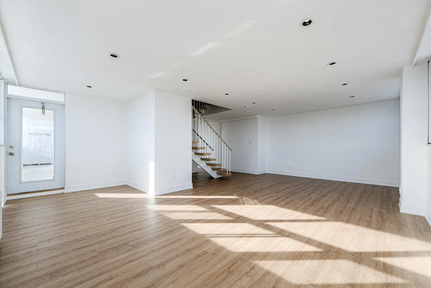Modern luxury rentals in the heart of Etobicoke’s The Kingsway
