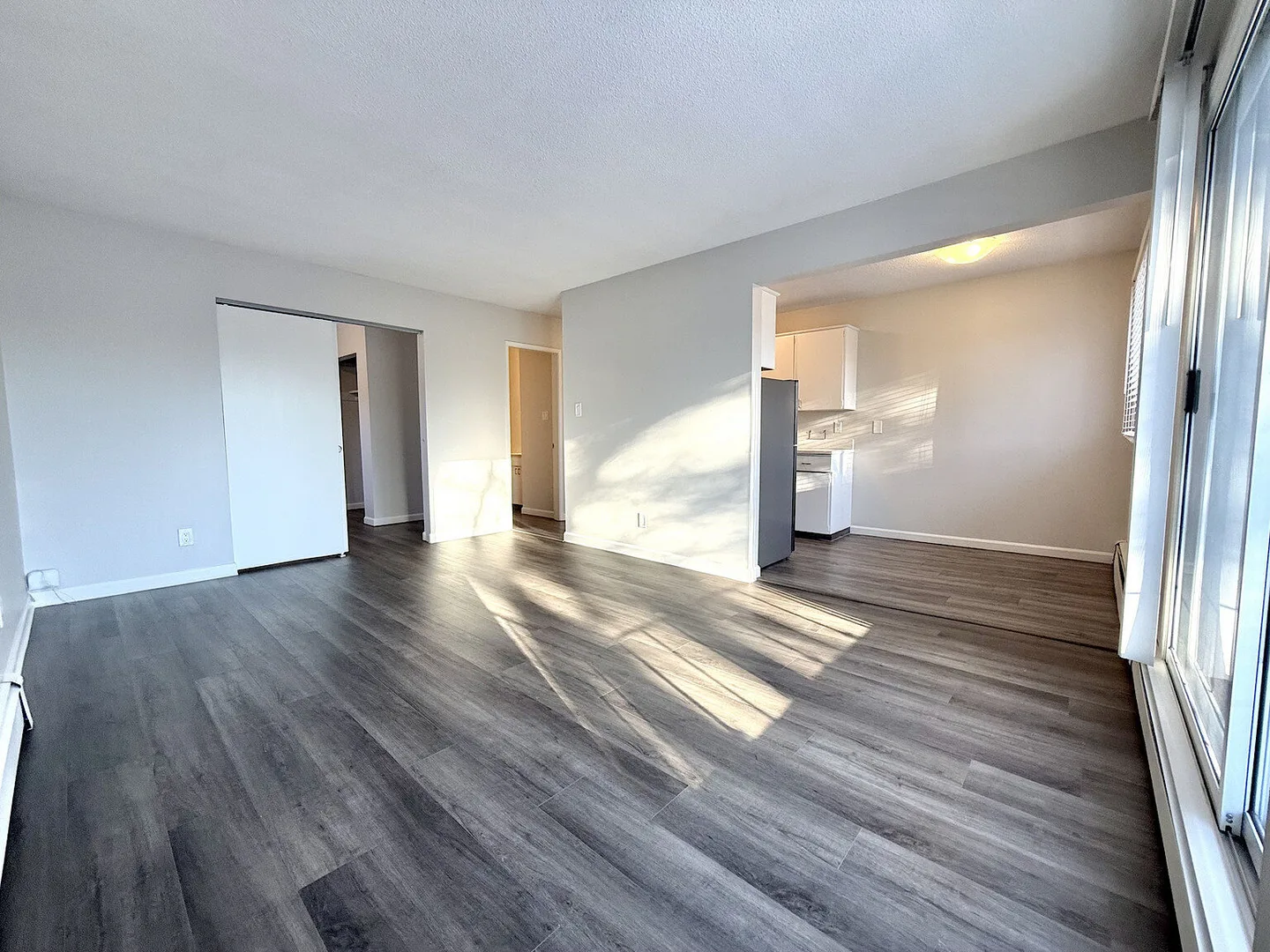 Wynton Manor - Strathcona Apartments for Rent