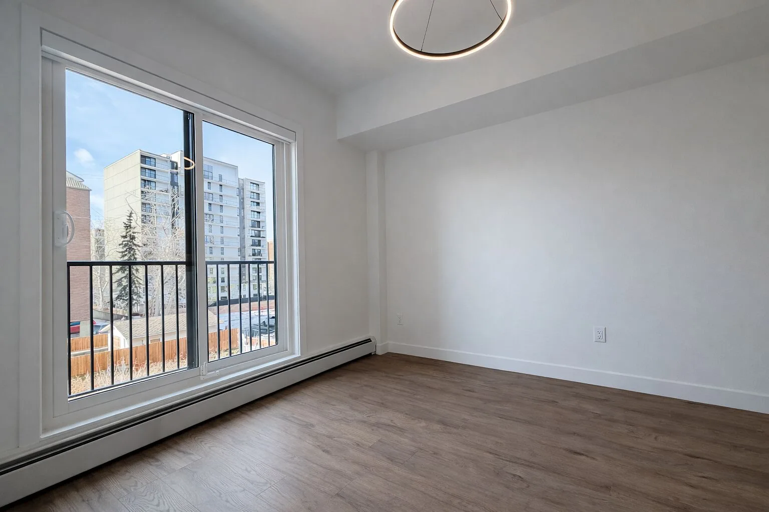 Brand New, 2 Bed 2 Bath, in the Broward, UG Parking and Amazing Roof Top Patio!!