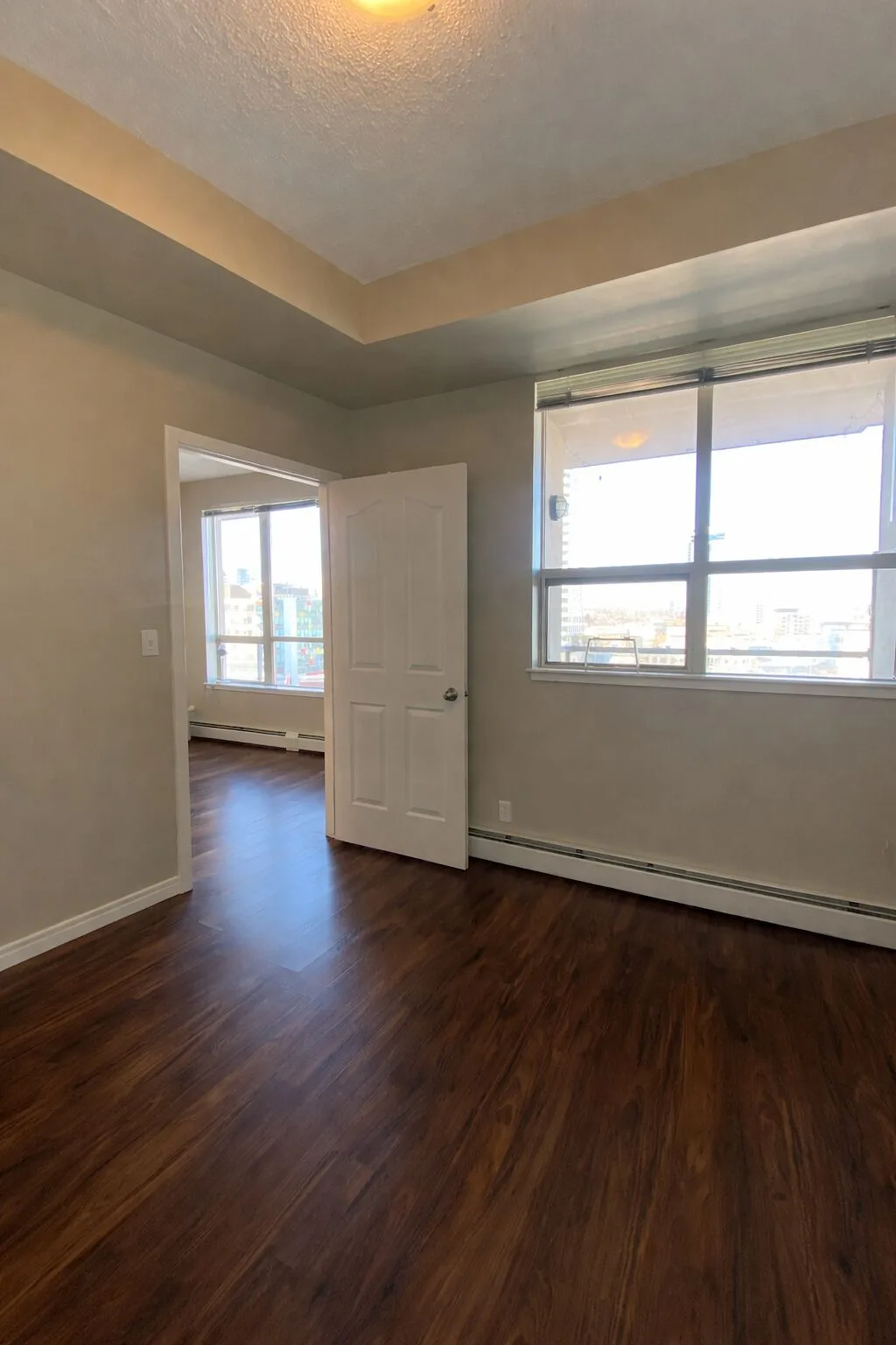 1053 10 Street Southwest