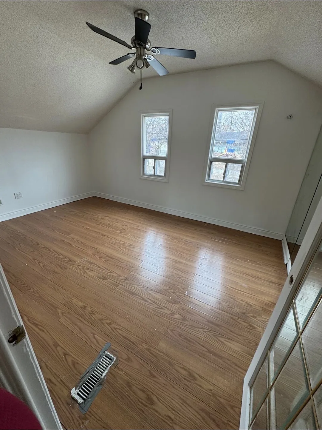 47 Hillary Avenue, Toronto, Ontario, Canada, M6N 2C1