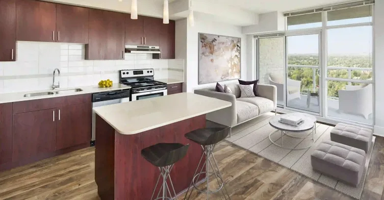 0402-2160 Paliswood Road SW