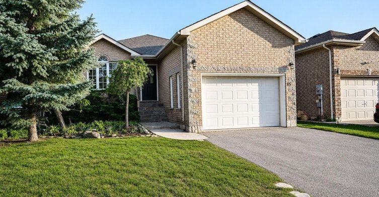 15 Quinlan Road