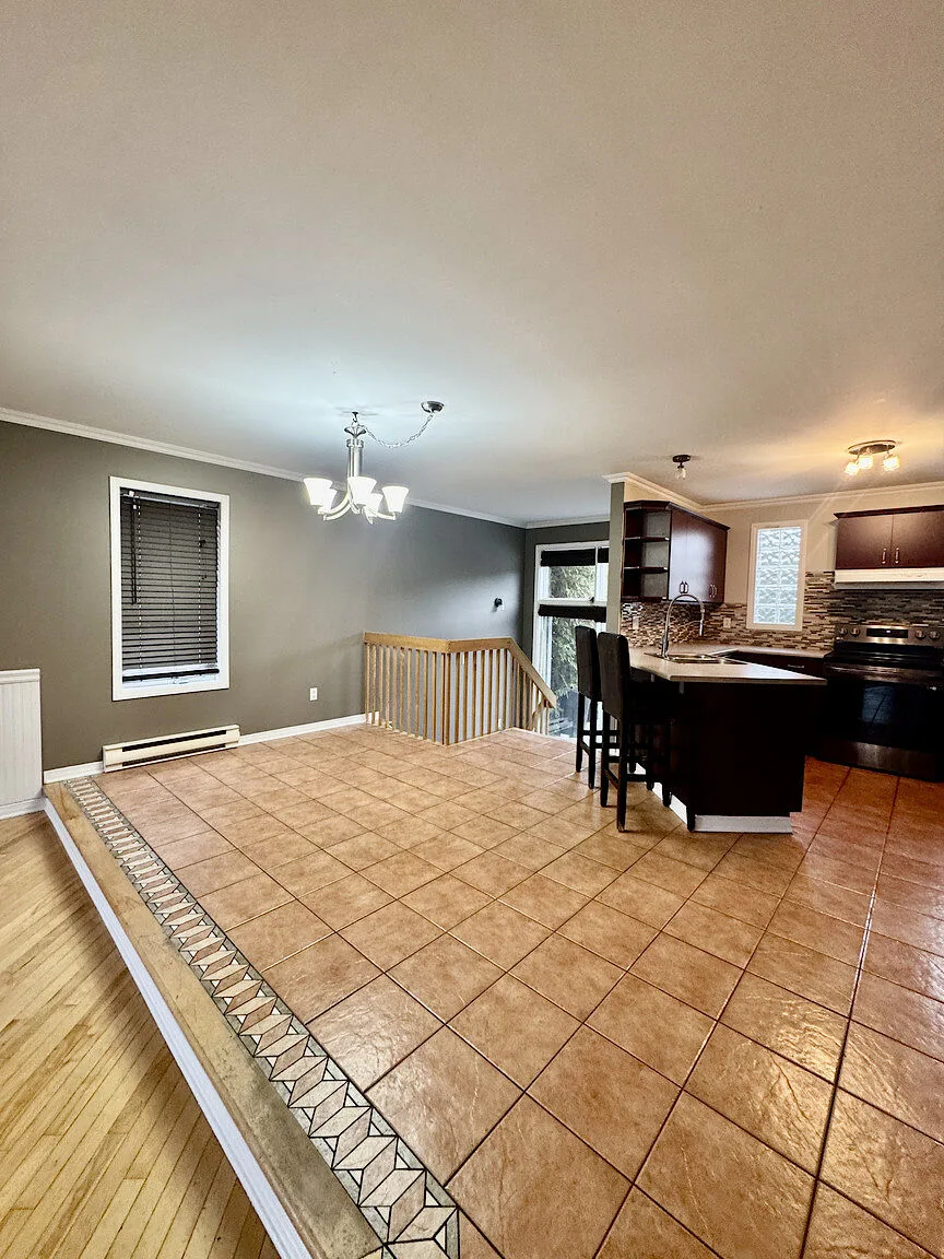 4 Bed 2 Bath In Gatineau