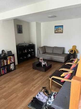 Approx 3000 Sqft! 5 Bedrooms 4 Bath Single House in Edgemont!