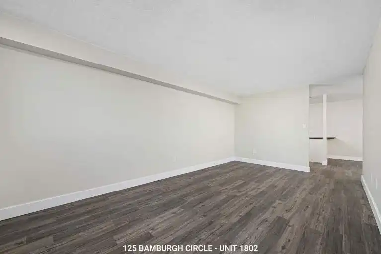 125 Bamburgh Circle