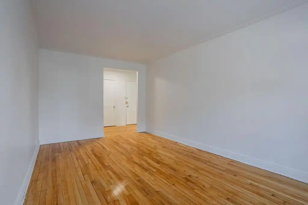 4840 Édouard-Montpetit