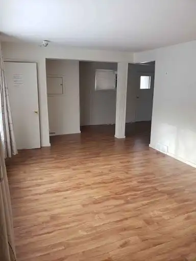 Large 2 Bedroom Unit for Rent - 145 Dumoulin (near Tache/Provencher)