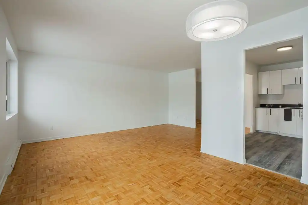 2700 Thiemens