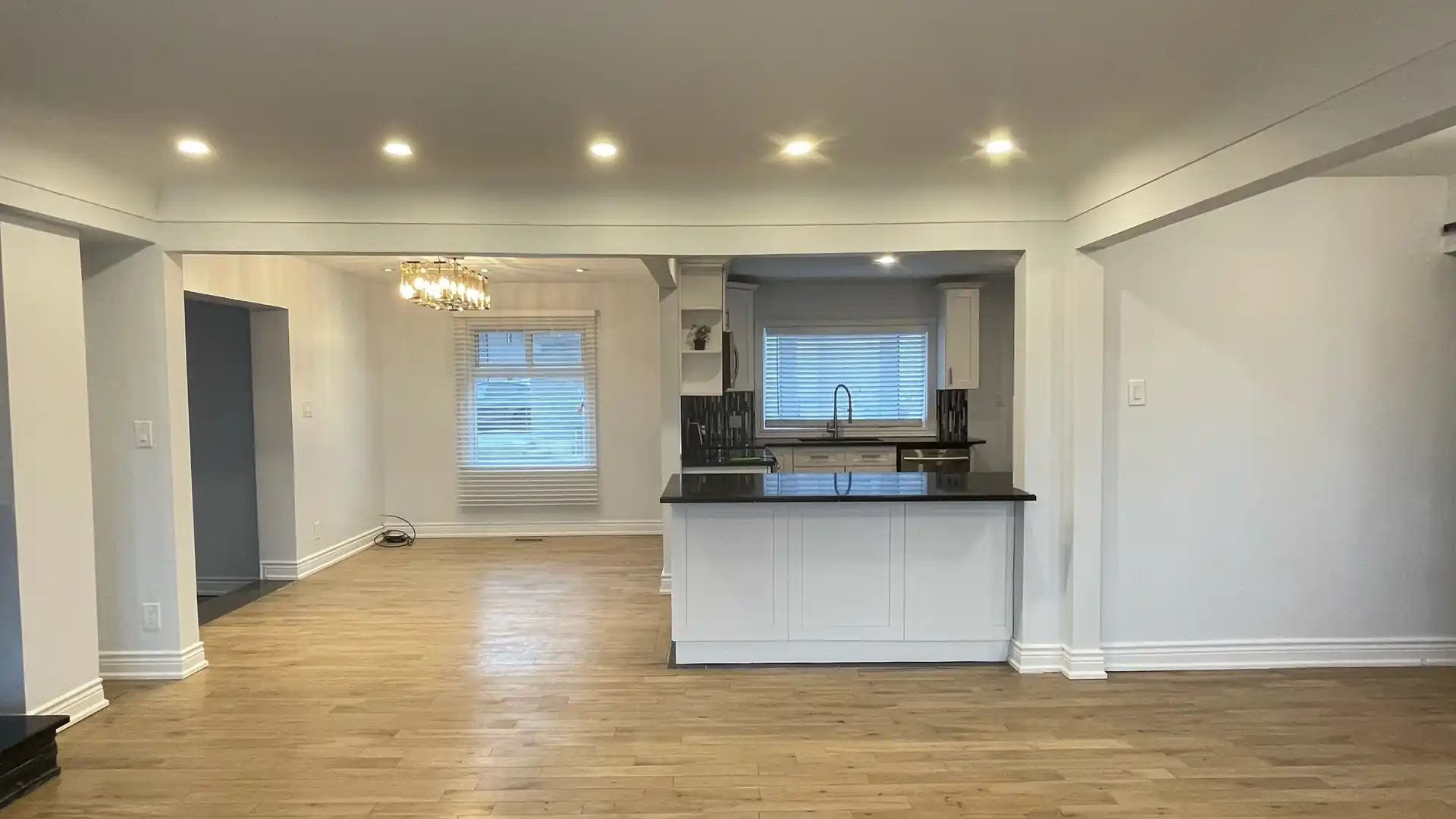 1263 Mohawk Road, Hamilton, ON - House for rent