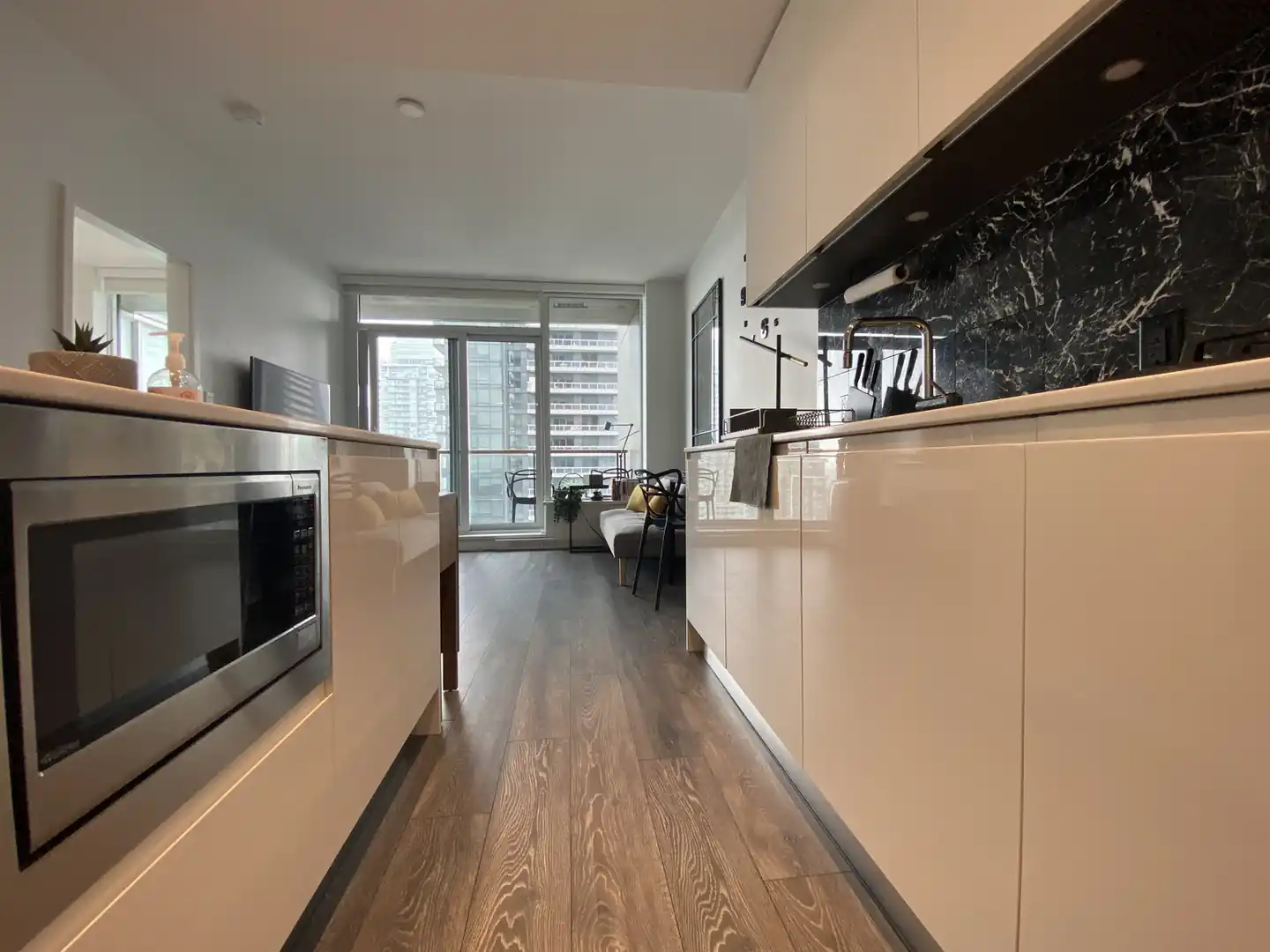 Amazing Brentwood Tower 3