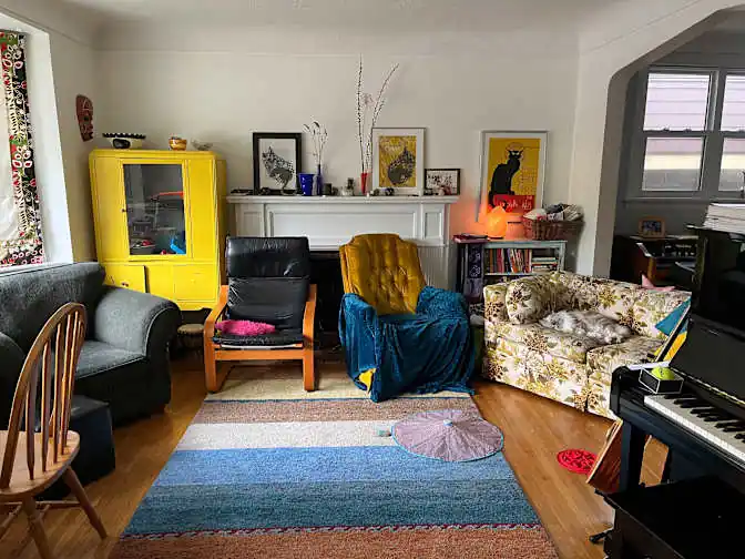 Gibson, Hamilton, ON - Room for rent