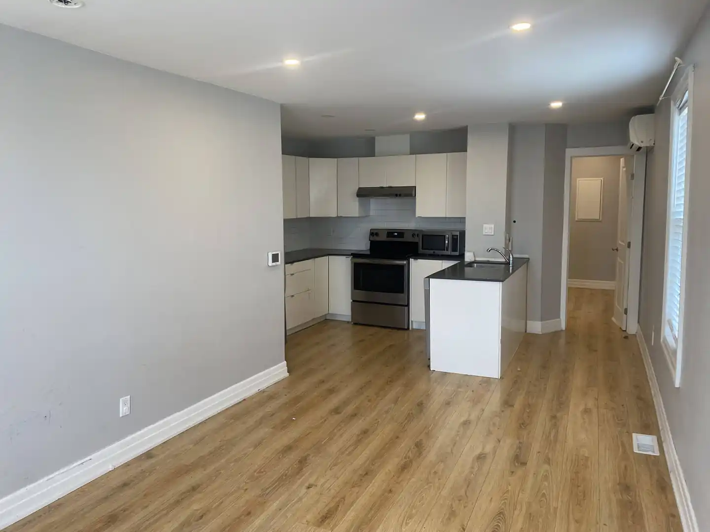 958 Concession Street, Unit 2 - 958 Concession Street, Hamilton, ON
