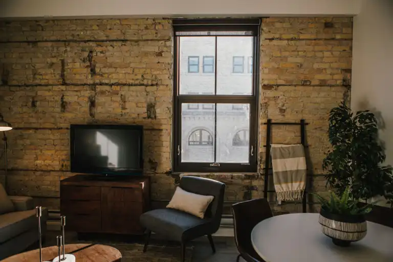 Warehouse 1885